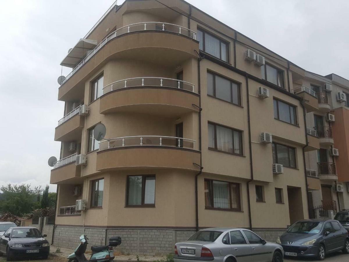 Apartment 7 And Studio 2 Quietly And Peaceful Place To Relax Sozopol Exterior foto